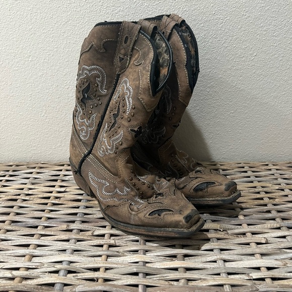 Laredo kids size 10 Western Cowboy Boots with Embroidery, GUC, rodeo, horses - Picture 1 of 7